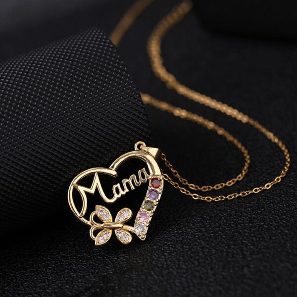 'Mama' Necklace